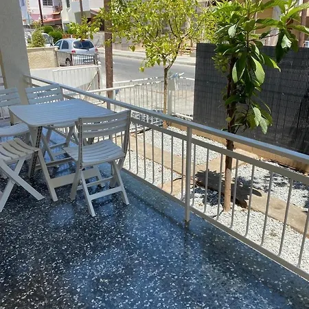 Cozy Corner 2 Bedroom In Limassol Aglantzia