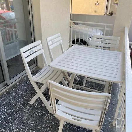 Cozy Corner 2 Bedroom In Limassol Aglantzia